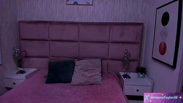 HannaTaylor Adlı Modelin Canlı XXX Sohbeti