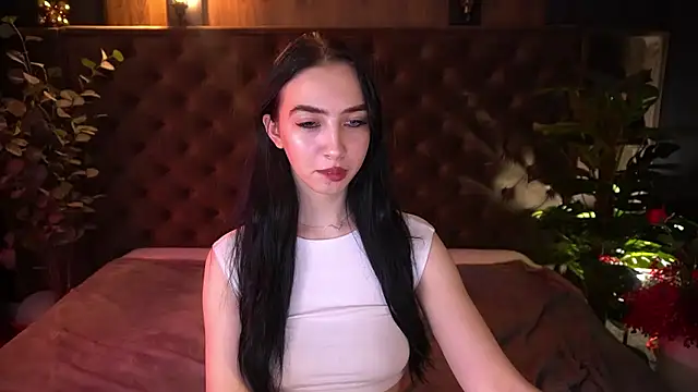 WildKittenX_ – Live XXX-chat