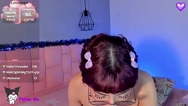 Chat XXX ao vivo de Lexyy_Bluee