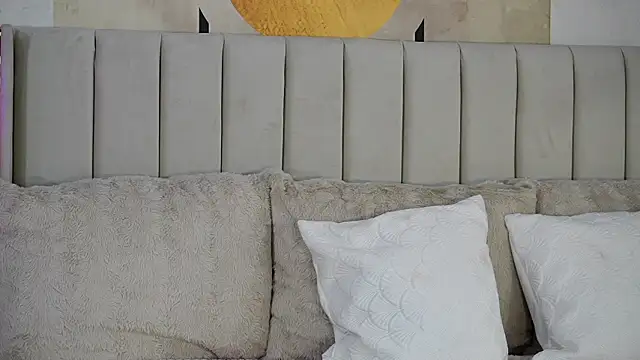 MiaJolie_'s Live XXX Chat