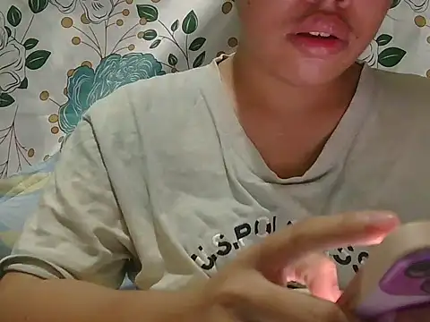 XXX chat uživo modela ChubbyButty