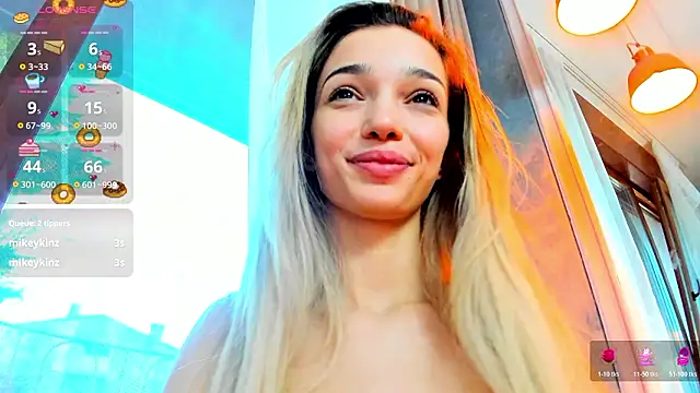 Sassy_Teen's Webcam Show