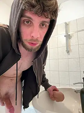 18cmpacoo's Live XXX Chat