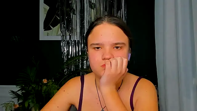 AdeleCruz – Naživo XXX chat