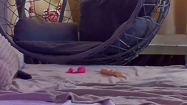 LunaHart Adlı Modelin Canlı XXX Sohbeti