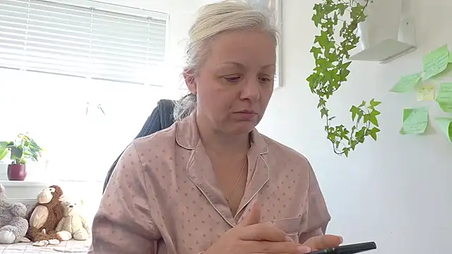 Linsy_Kim – Naživo XXX chat