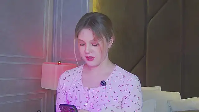 CaitlinSugar Adlı Modelin Canlı XXX Sohbeti