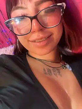 Chat XXX en directo de Kitty_Melodi