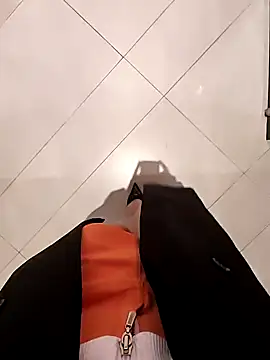 Baby-Linh: απευθείας συνομιλία ΧΧΧ