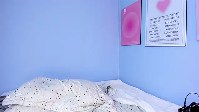 NaeniaDemon_ élő XXX-chatje