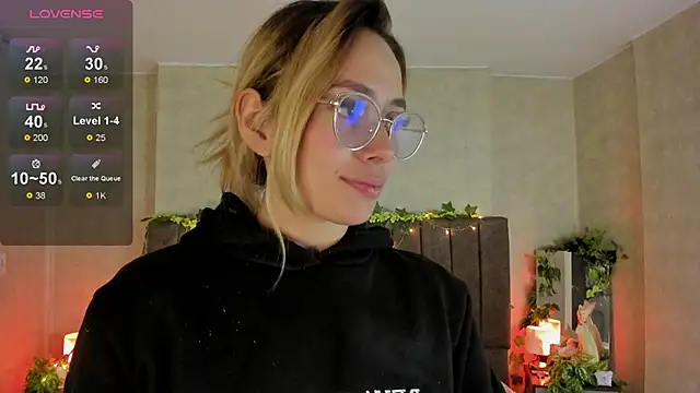 LanaMills_'s Live XXX Chat