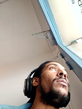 Mikaaa97's Live XXX Chat