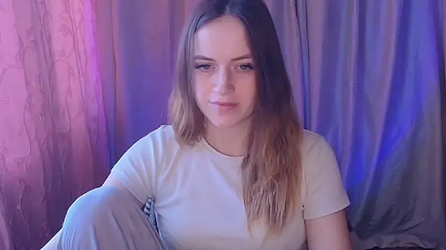 Illa_May's Live XXX Chat