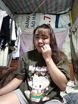 Chat +18 de Bella-222 ao vivo