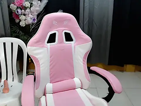 HoneyAfterDark_ Pertunjukan Webcam