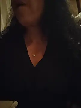 NakedMILFxのライブXXXチャット