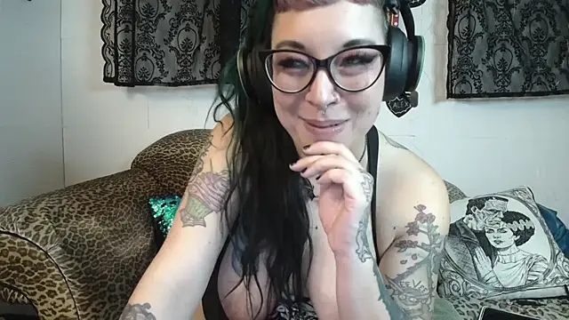 Missy-Dee Show Webcam