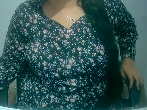 Živý XXX chat Cute_Aliyaa