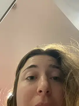 kate_nicepops999114's Live XXX Chat