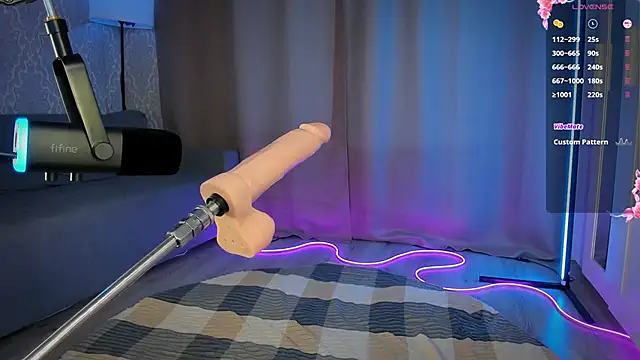 Juicy_Vikki élő XXX-chatje