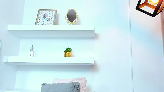 IsabellaMonet – Naživo XXX chat