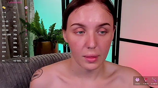 LianaFordn Live XXX chat