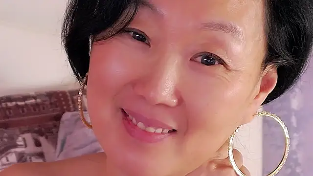 S_andra_ Adlı Modelin Canlı XXX Sohbeti