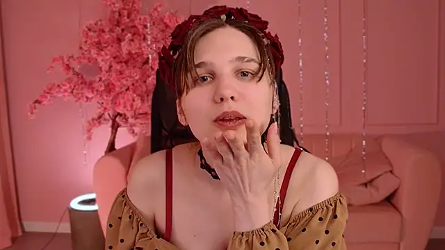 TessaMill live XXX chat