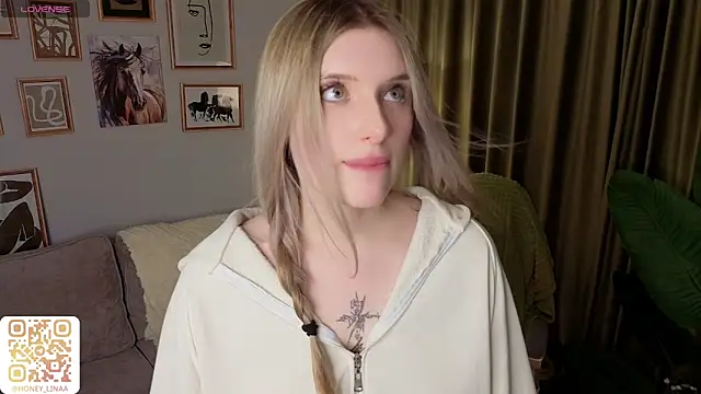 honey_kors Chat XXX in diretta