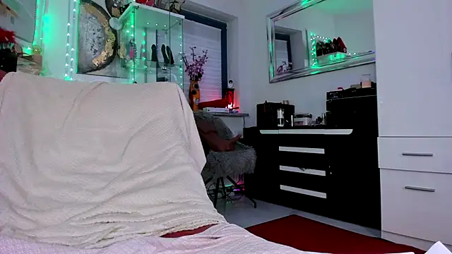 Chat +18 de 2bigass4_u ao vivo