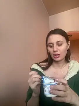 Flossy_Vettie Adlı Modelin Canlı XXX Sohbeti