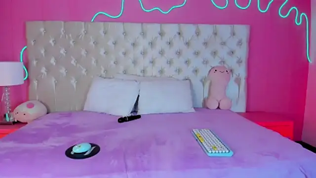 Julieta_Cortes__'s Live XXX Chat