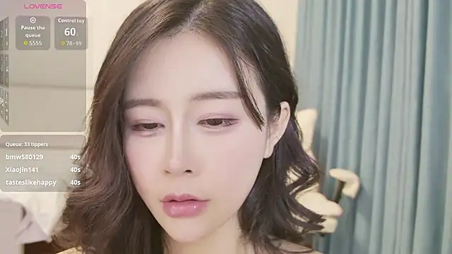yiyi_3523 – Live XXX-chat