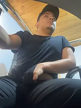 Czat XXX na żywo – OliverTabordaa