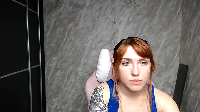 แชท XXX สดของ Reginasmilee