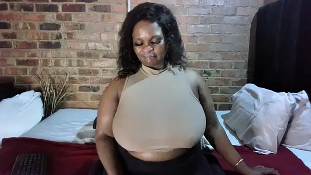 DIRTIENASTY's Live XXX Chat