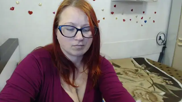 Lilia4joy: απευθείας συνομιλία ΧΧΧ