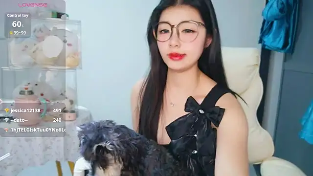 -XiaoYu-777's Live XXX Chat