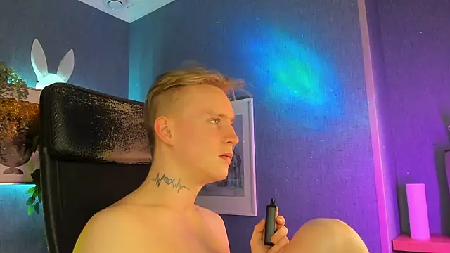 AlexxSweet 现场XXX聊天