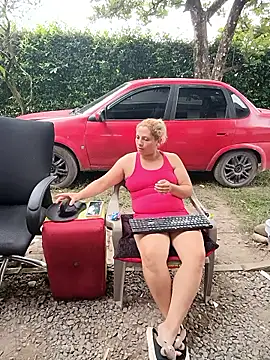 hotandfierylatinos2023のライブXXXチャット