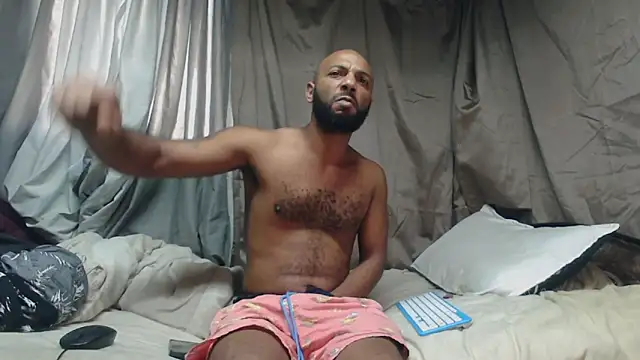 CamodickのライブXXXチャット