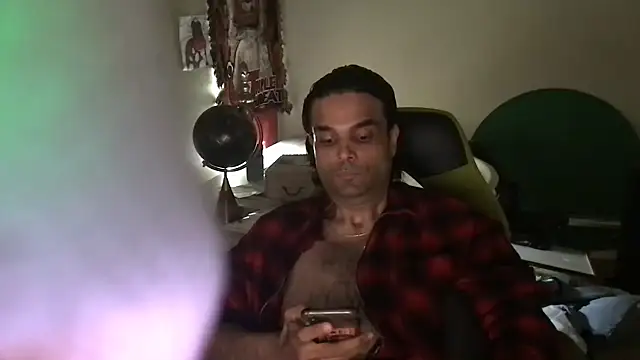 Chatroom XXX en direct de KungFuPanda001