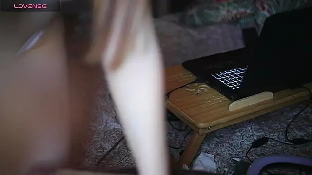 دردشة Liltightbabe الجنسية المباشرة