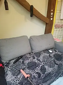 jennyy256: онлайн-секс-чат