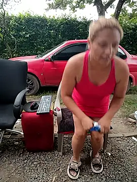 โชว์เว็บแคมของ hotandfierylatinos2023