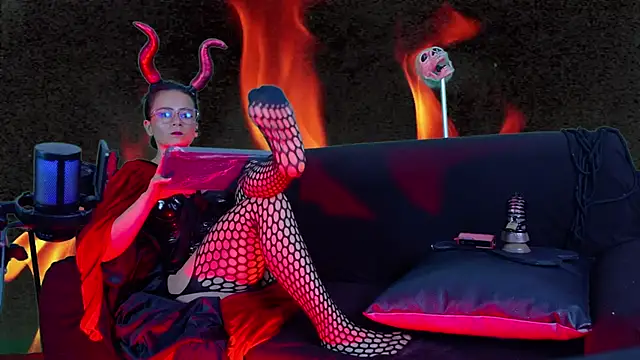 XXX chat uživo modela MistressSlut1