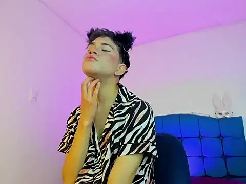 Ailanys_Miller Live XXX-chat