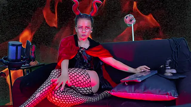 MistressSlut1 Live XXX-Chat