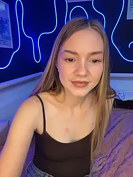 XXX chat uživo modela MilaMoone