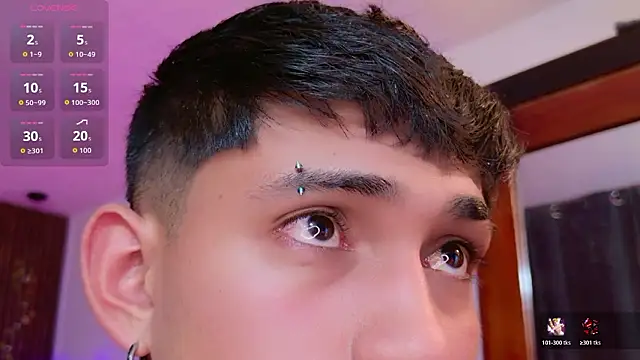 Show modela Mateo_Valencia_ na web-kameri